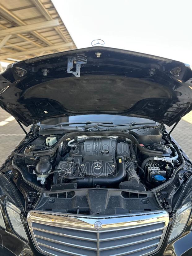 Mercedes-Benz E250 2011 Black