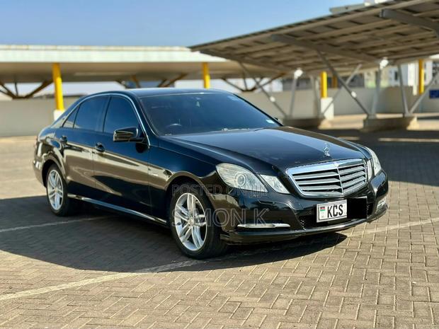 Mercedes-Benz E250 2011 Black