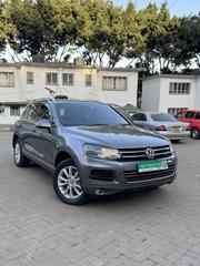 Volkswagen Touareg 2011 Gray for sale