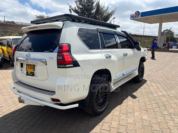 Toyota Land Cruiser Prado 2.7 VVT-i 2014 Pearl