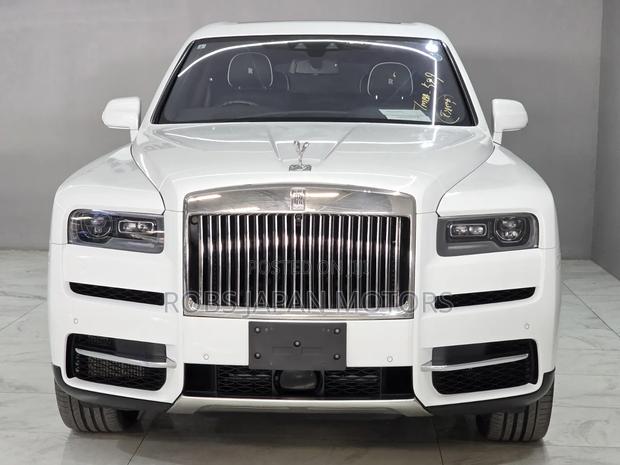 Rolls-Royce Cullinan Base 2019 White