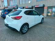 Toyota Vitz 2019 White for sale