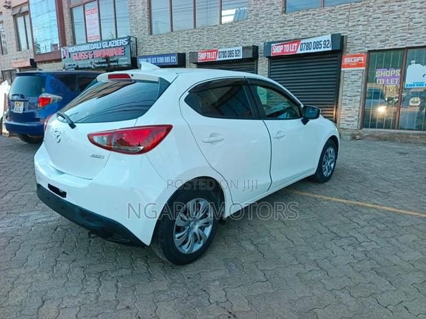 Toyota Vitz 2019 White