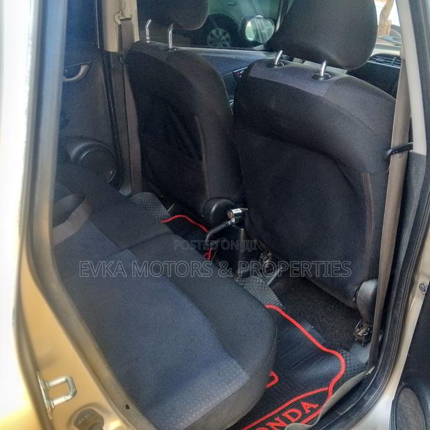 Honda Fit 2010 Silver