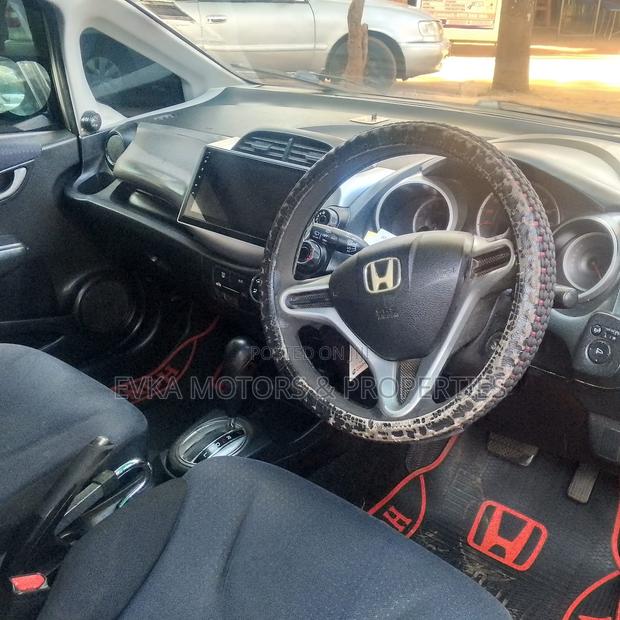 Honda Fit 2010 Silver