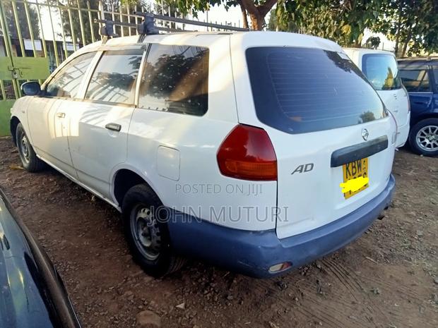 Nissan Advan 2006 White