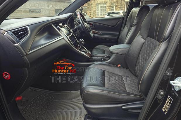 Toyota Harrier 2.0 2014 Black