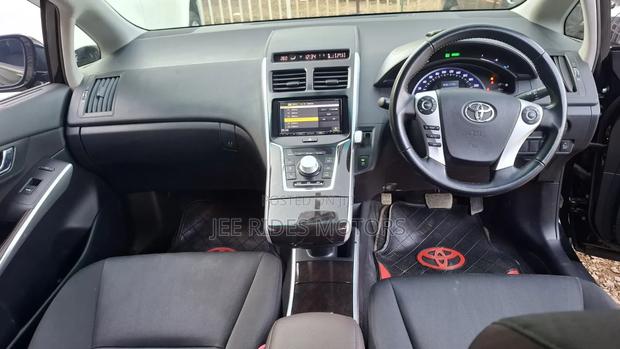 Toyota Sai 2.4 Hybrid FWD 2017 Black
