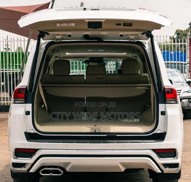 Toyota Land Cruiser 2023 Black