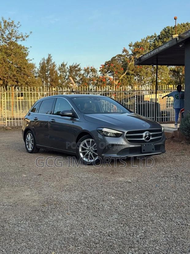 Mercedes-Benz B-Class 2019 Gray