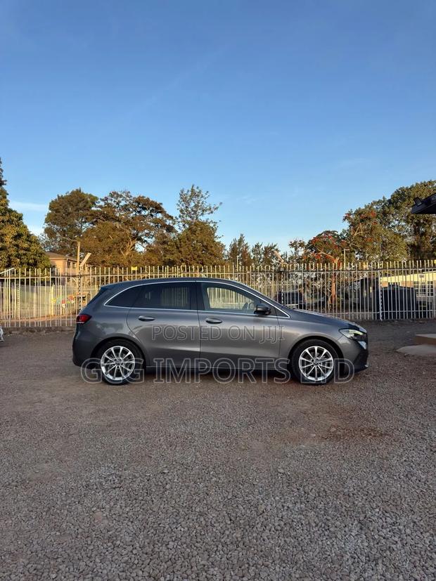 Mercedes-Benz B-Class 2019 Gray