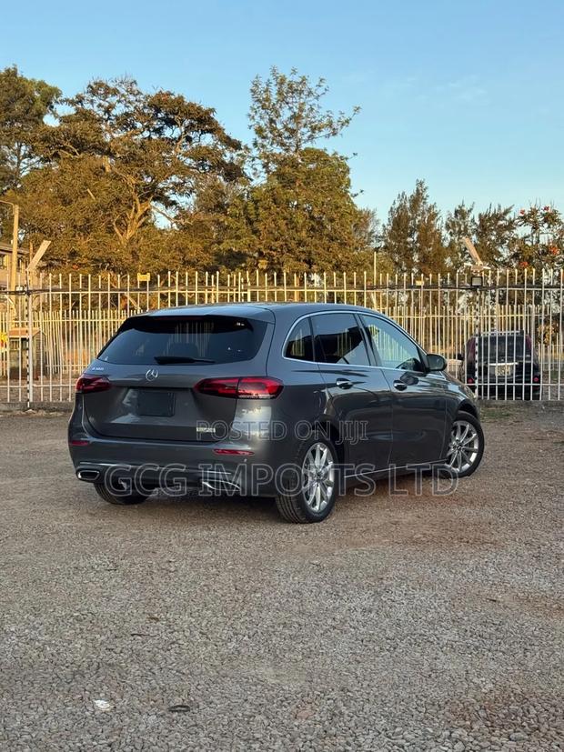 Mercedes-Benz B-Class 2019 Gray