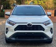 Toyota RAV4 2019 White for sale