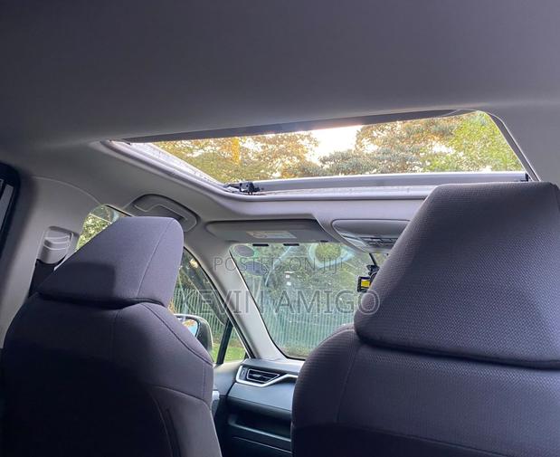 Toyota RAV4 2019 White