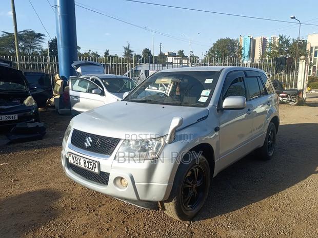 Suzuki Escudo 2007 Silver