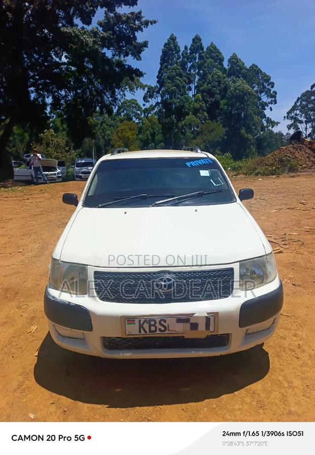 Toyota Succeed 2005 White