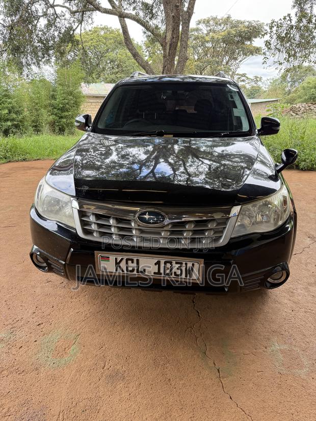 Subaru Forester 2011 Black