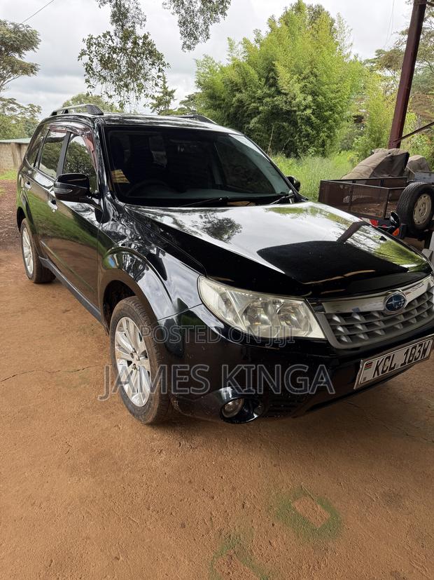 Subaru Forester 2011 Black