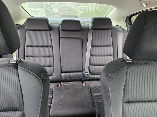 Mazda Atenza 2018 Silver