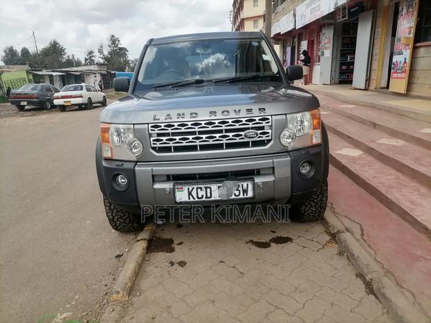 Land Rover Discovery 2009 Gray