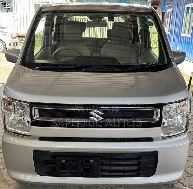 Suzuki Wagon R 2019 Silver
