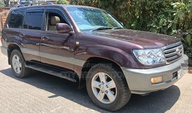 Toyota Land Cruiser 2006 Purple