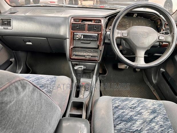Toyota Carina 1.8 FWD Sedan 1999 Blue