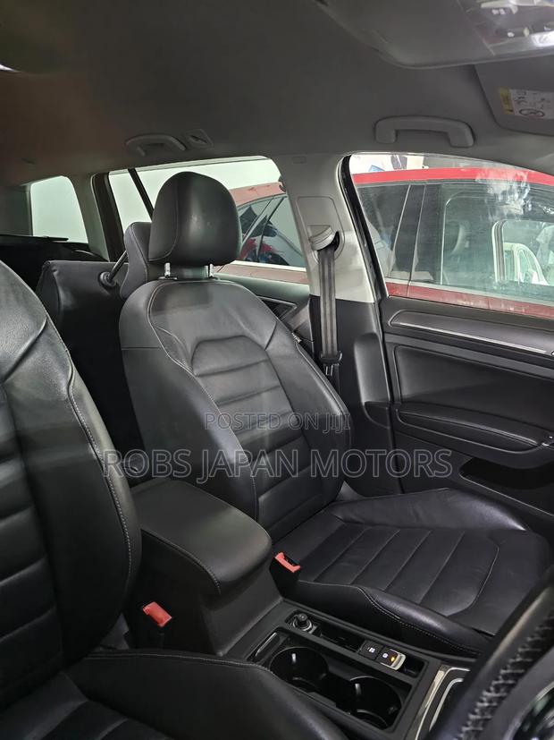 Volkswagen Golf 2018 Black