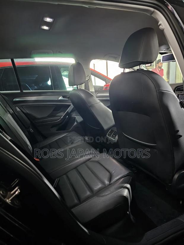 Volkswagen Golf 2018 Black