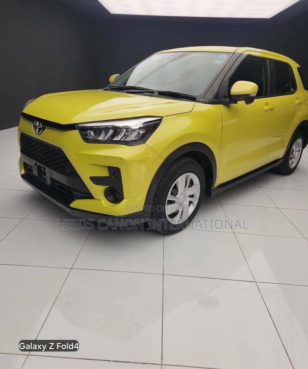 Toyota Raize 2019 Yellow