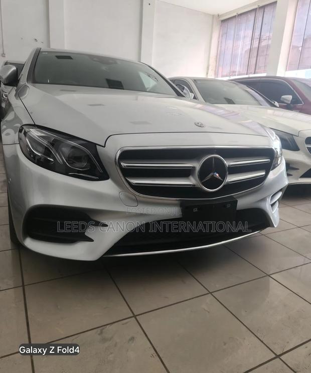 Mercedes-Benz E200 2020 Silver