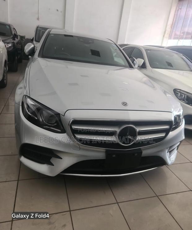 Mercedes-Benz E200 2020 Silver