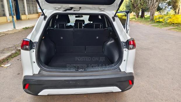 Toyota Corolla Cross 2021 White