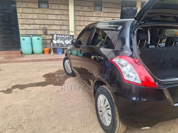 Suzuki Swift 2015 Black