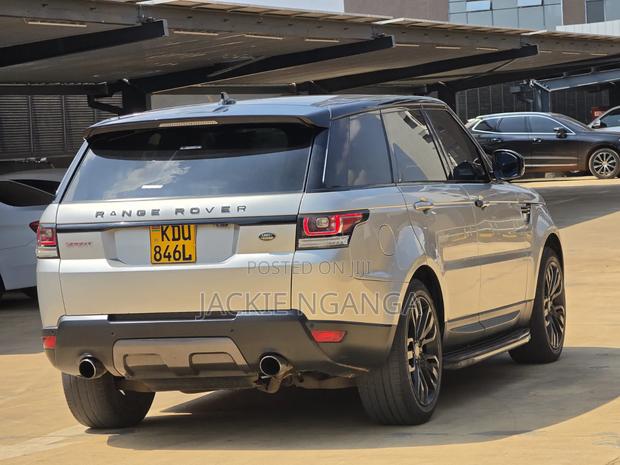 Land Rover Range Rover Sport 2016 White