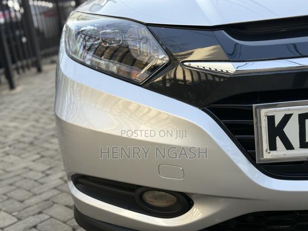 Honda Vezel 2015 Silver