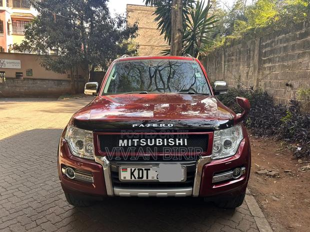 Mitsubishi Pajero 2018 Red
