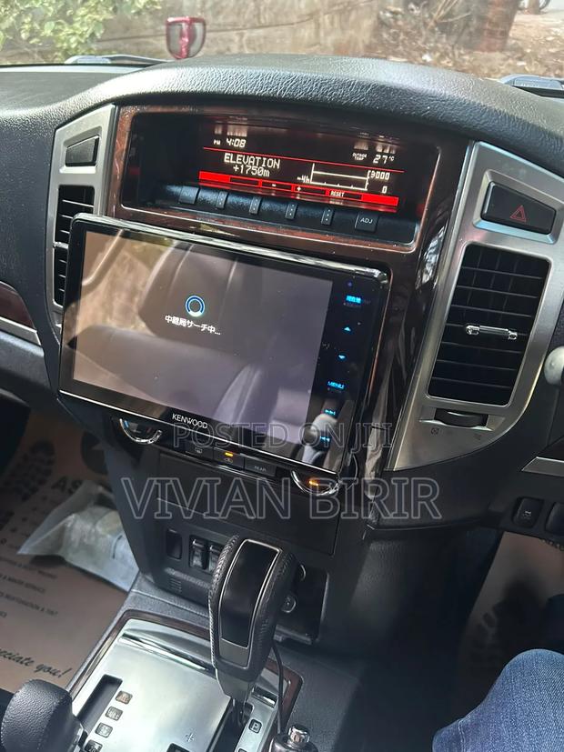 Mitsubishi Pajero 2018 Red