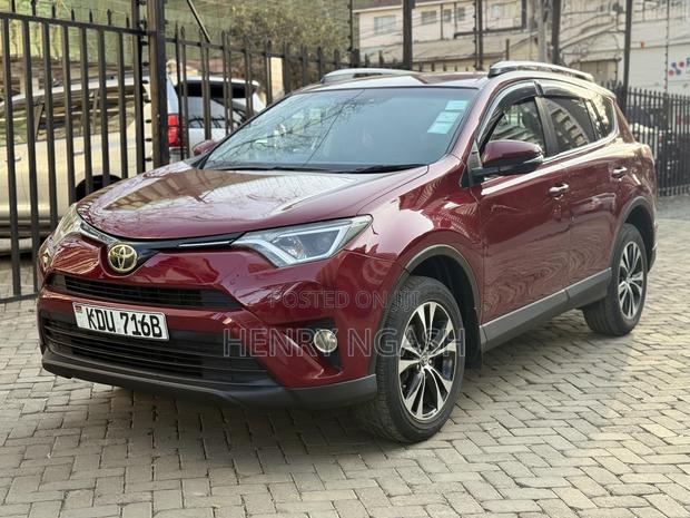 Toyota RAV4 2018 Red