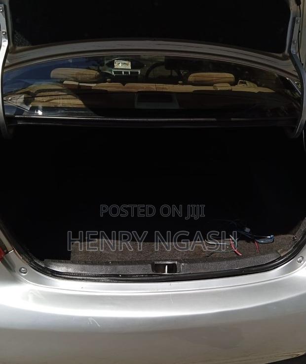 Toyota Belta 2009 Silver