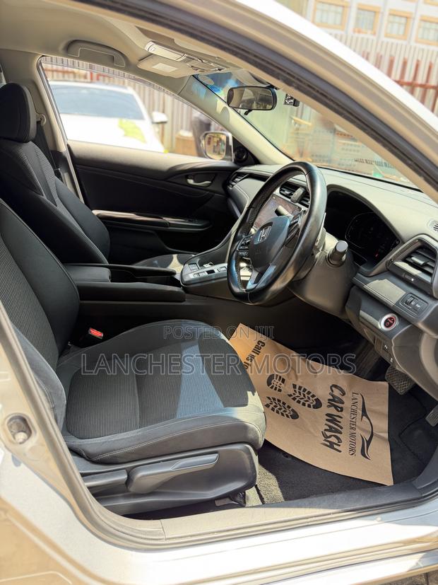 Honda Insight 2019 Silver