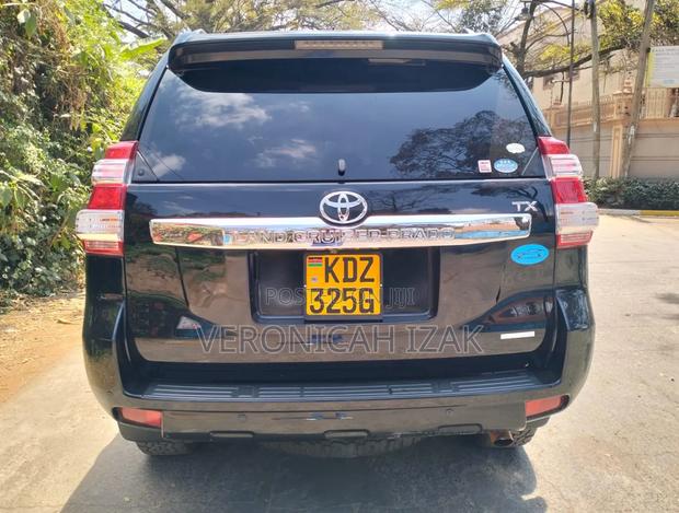 Toyota Land Cruiser Prado 2012 Black