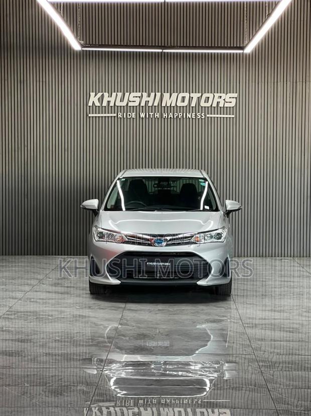 Toyota Axio 2019 Silver