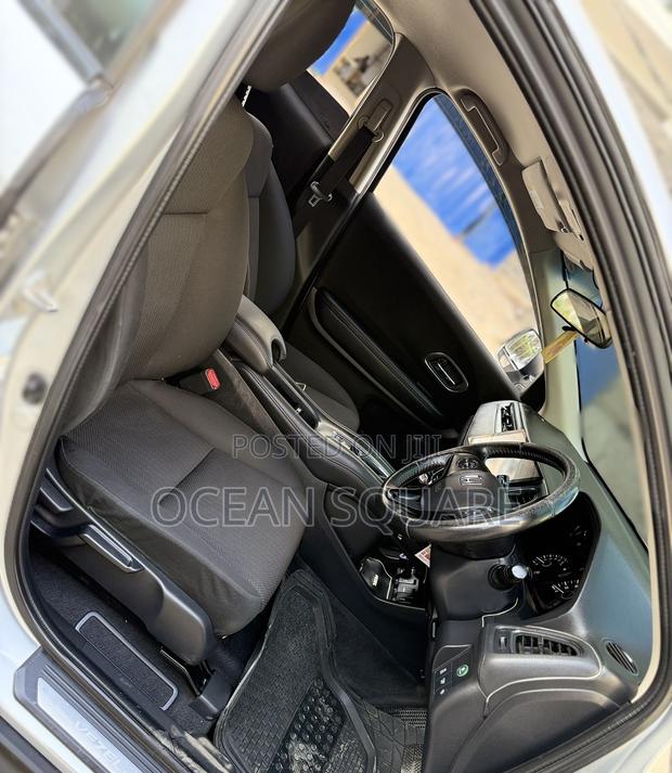 Honda Vezel 1.5 4WD 2015 Silver