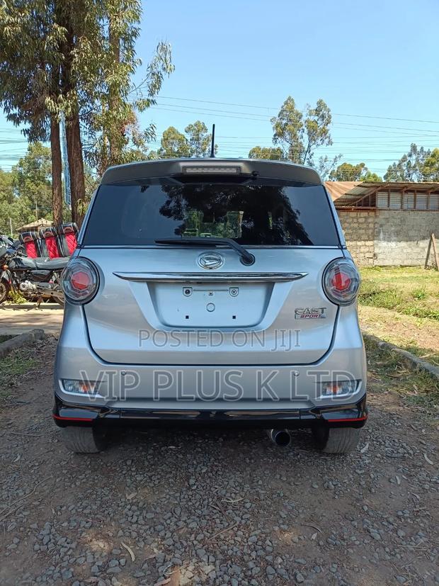 Daihatsu Cast 2019 Silver