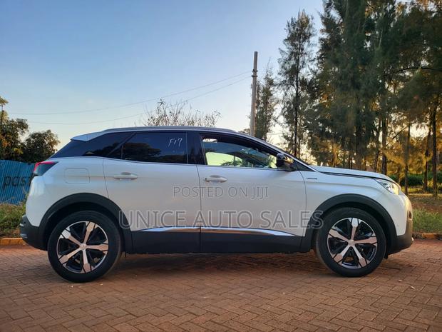 Peugeot 3008 2021 White