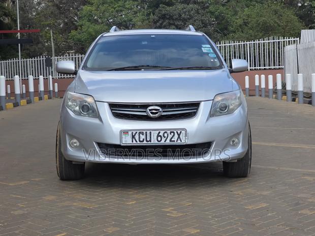 Toyota Corolla Fielder 2012 Silver