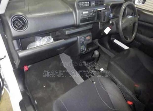 Toyota Probox 1.5 Hybrid DX Comfort 2020