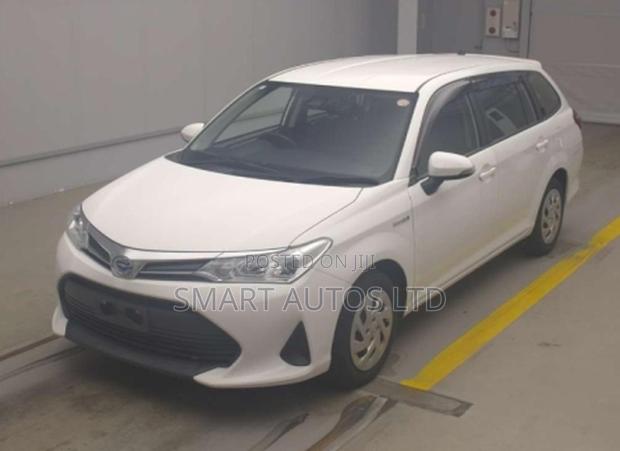 Toyota Corolla Fielder 1.5 Hybrid FWD 2020 Pearl