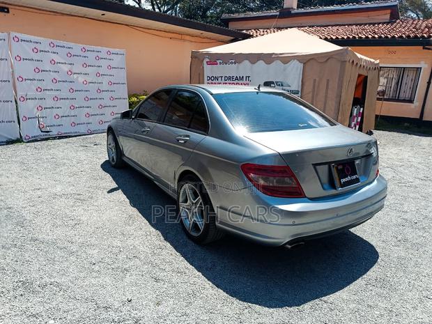Mercedes-Benz C-Class 2009 Gray